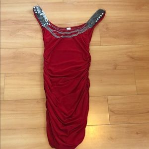 🔥 Stunning Red Dress! 💋